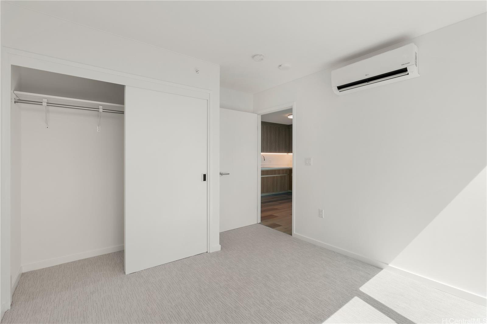 1515 Liona Street  Unit 4003