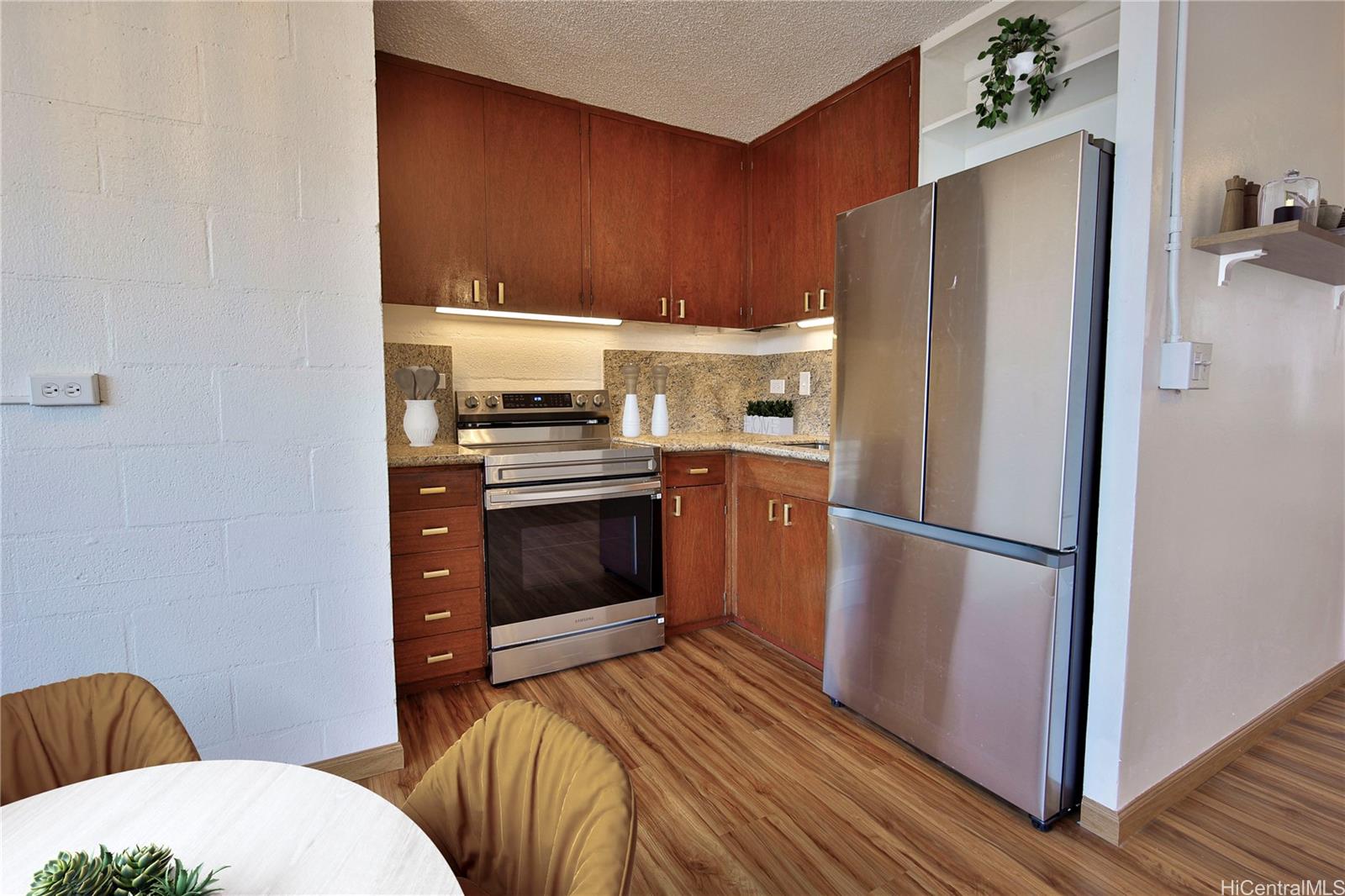 94-249 Waikele Road  Unit A-304