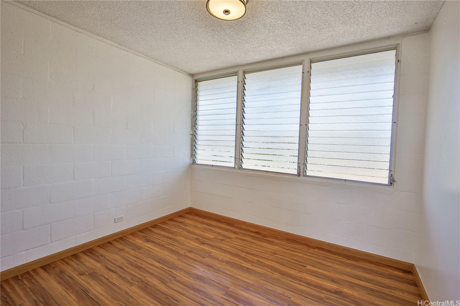 94-249 Waikele Road  Unit A-304