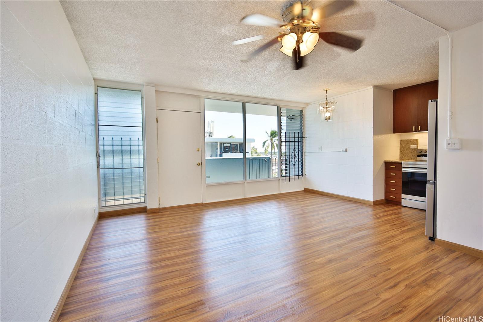 94-249 Waikele Road  Unit A-304