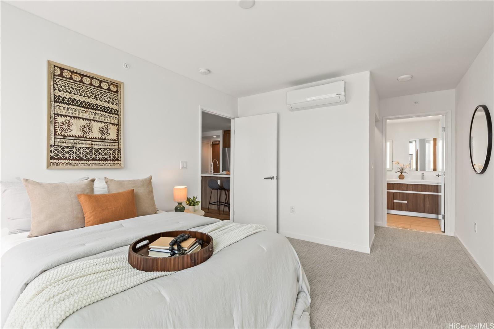 1515 Liona Street  Unit 1202