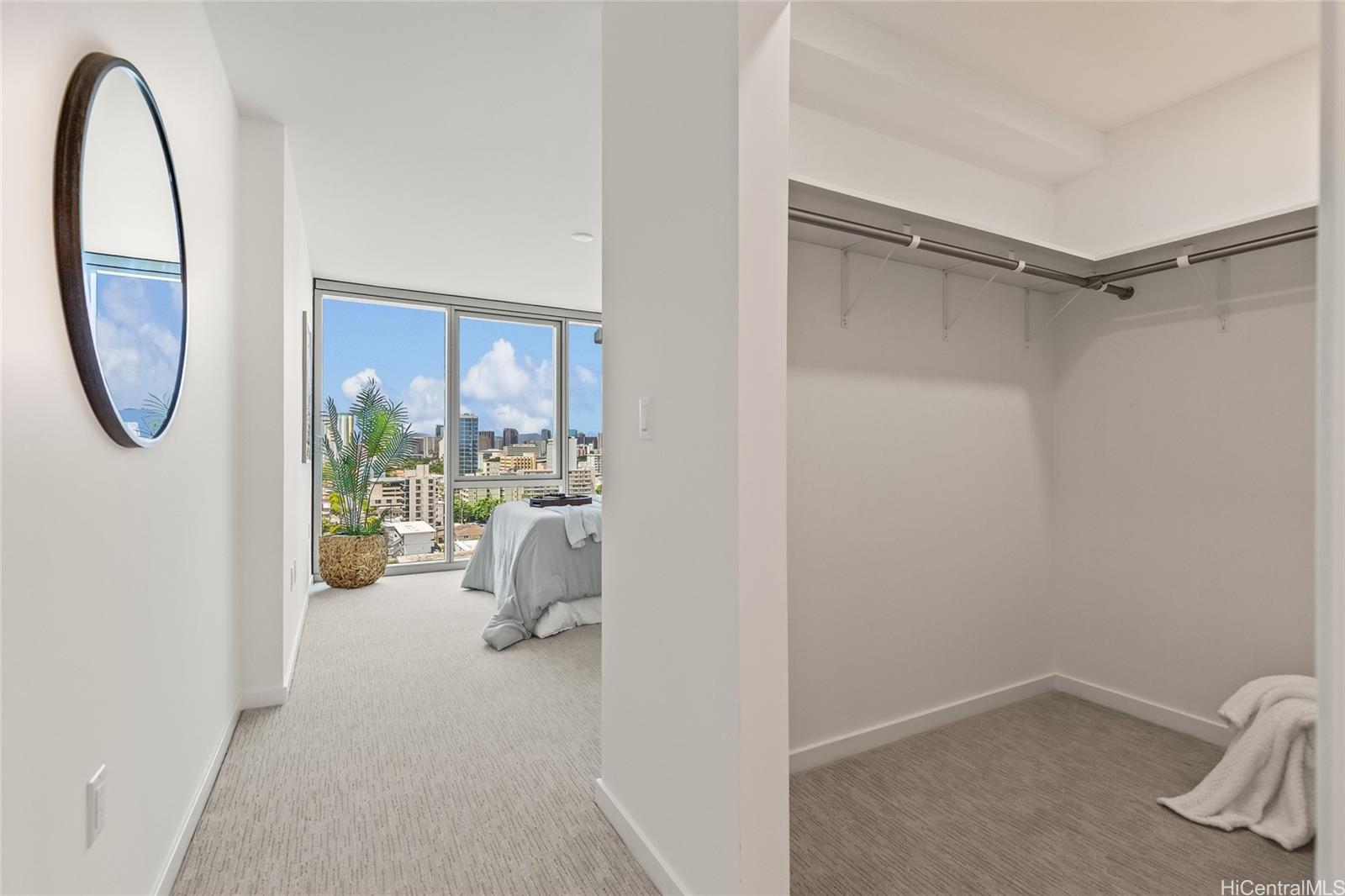 1515 Liona Street  Unit 1202