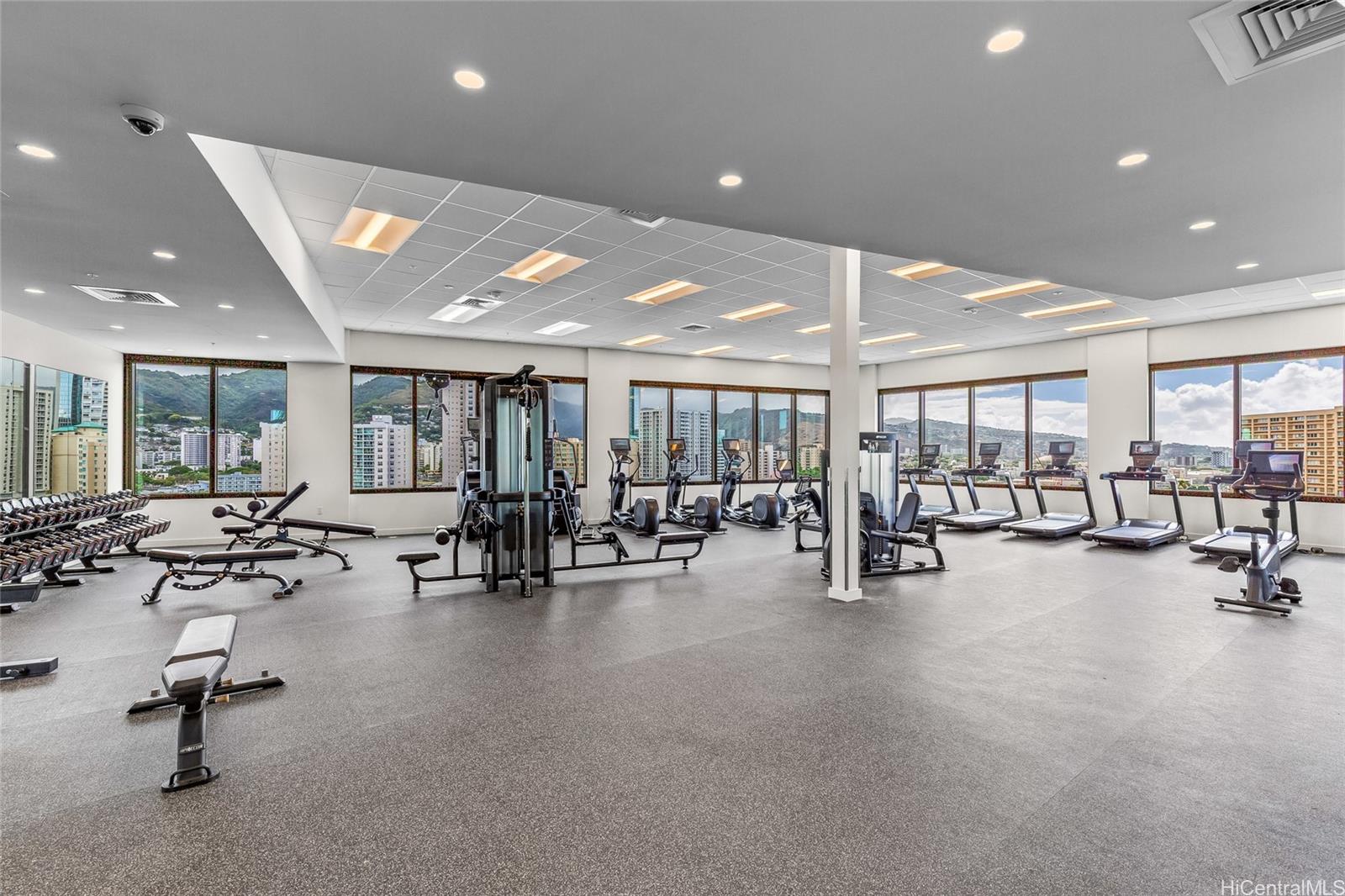 1515 Liona Street  Unit 1202
