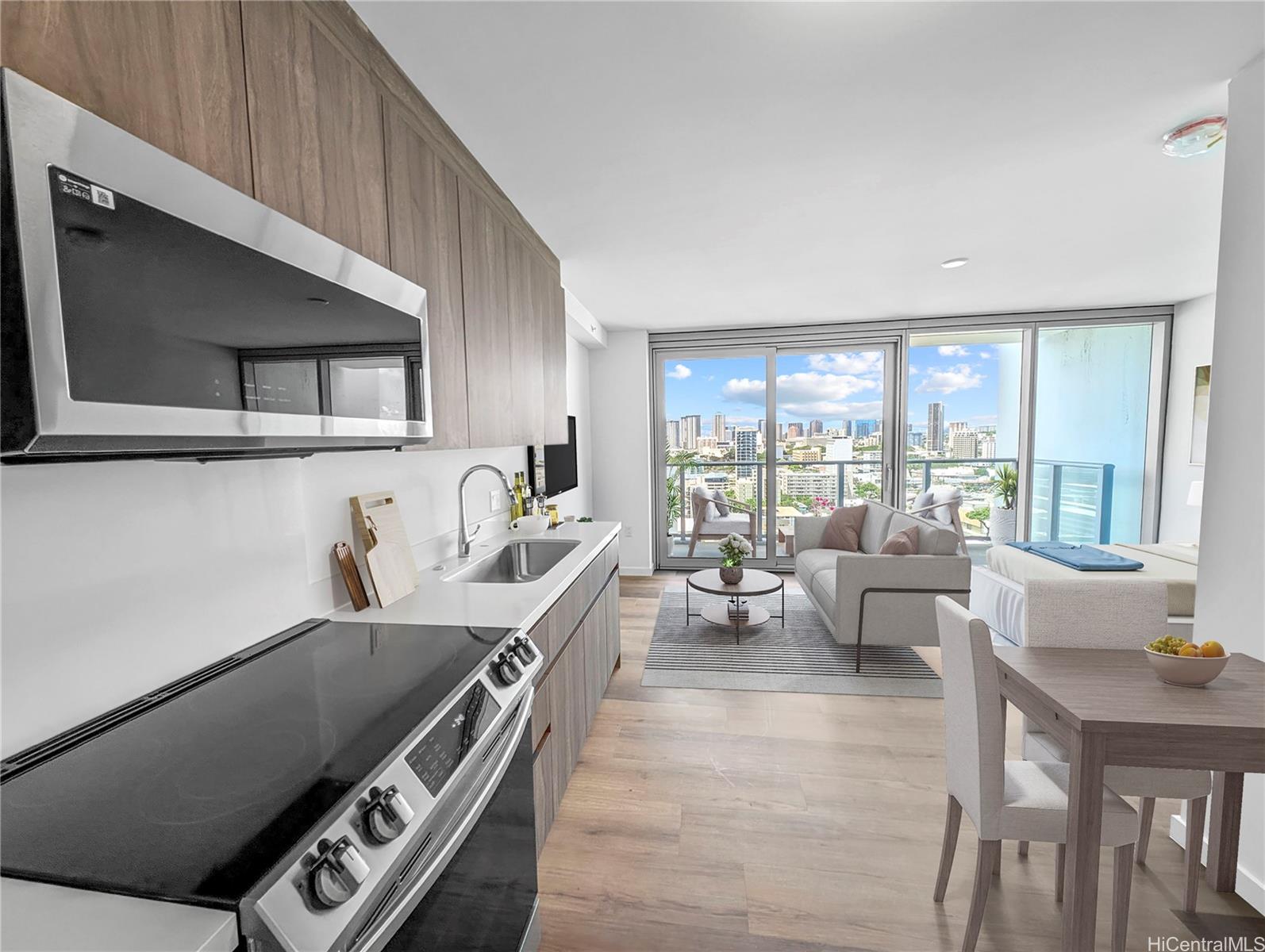 1515 Liona Street  Unit 1810