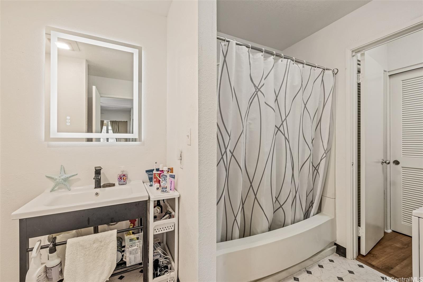 509 Mananai Place  Unit 33T
