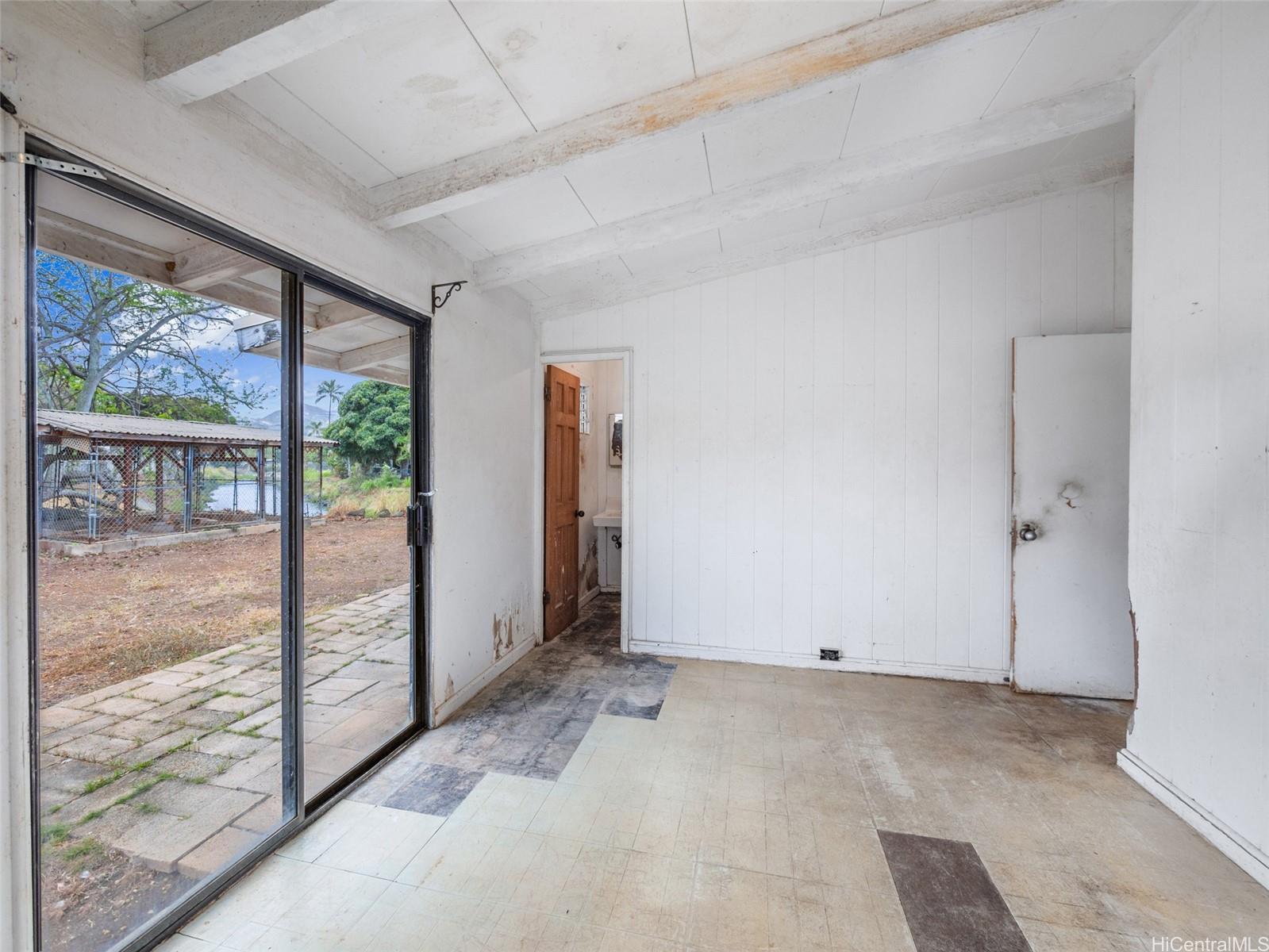 743 Akumu Street