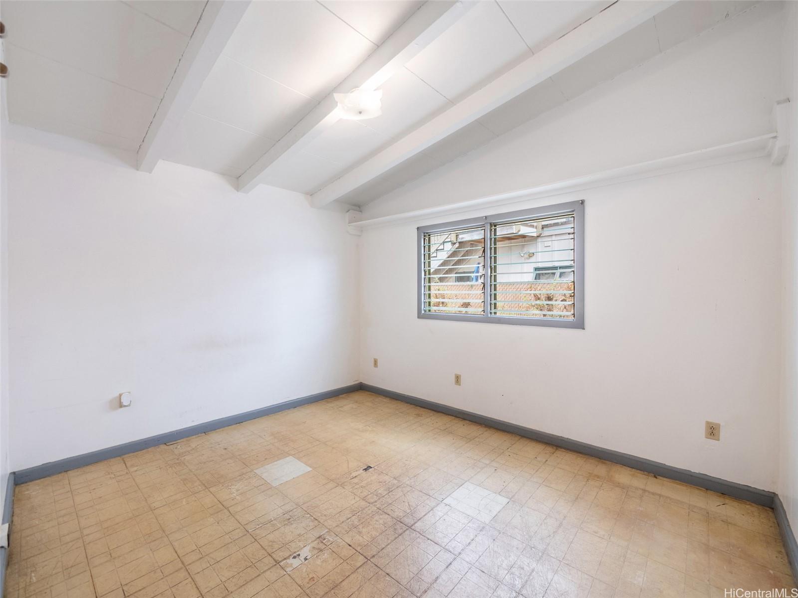 743 Akumu Street