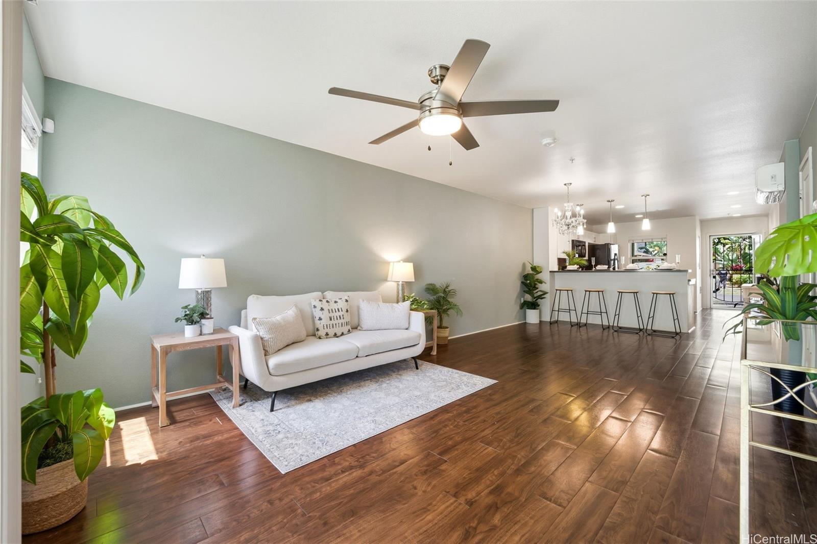 801 Kakala Street 704