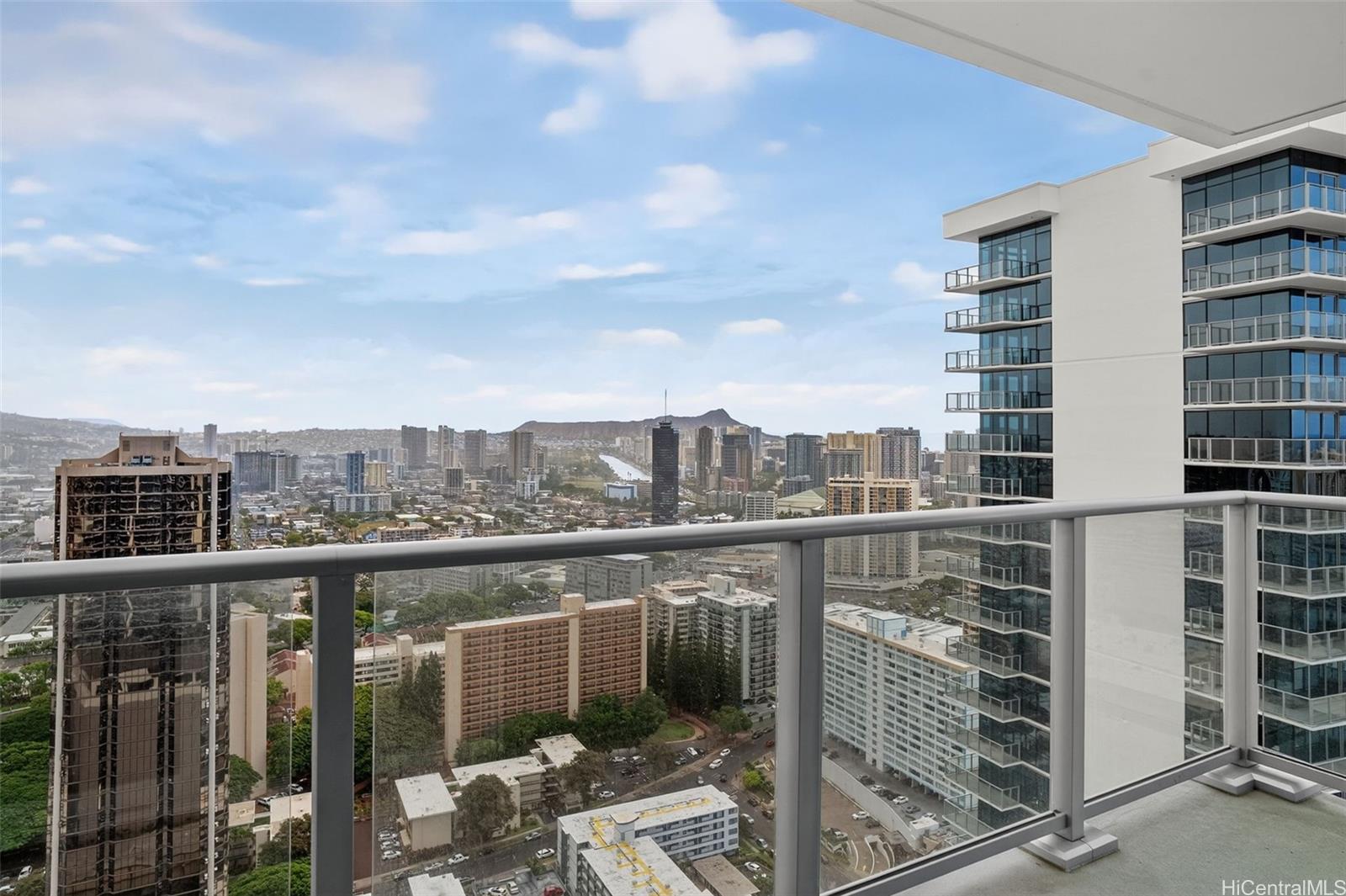 1515 Liona Street  Unit 4001
