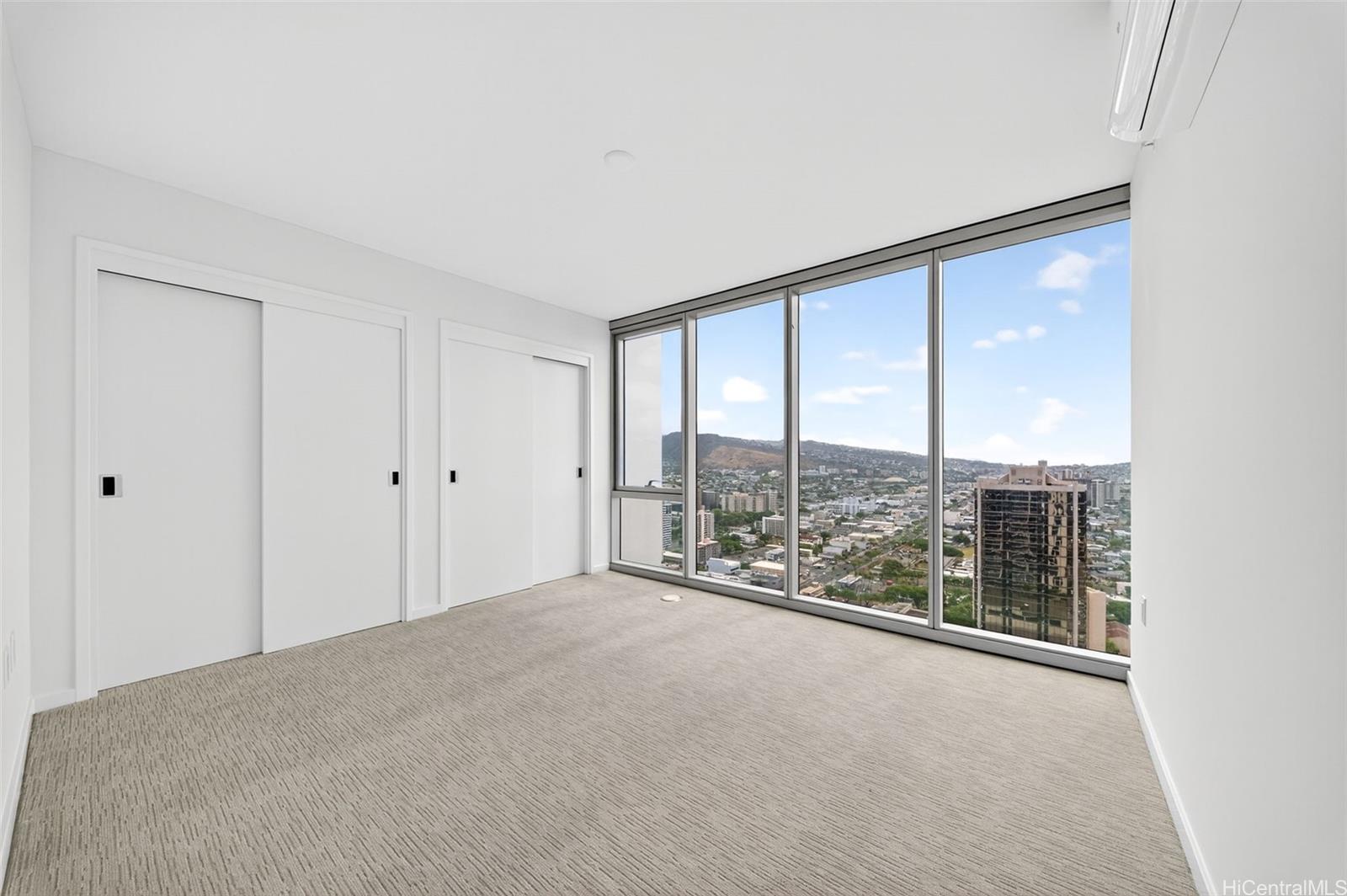 1515 Liona Street  Unit 4001