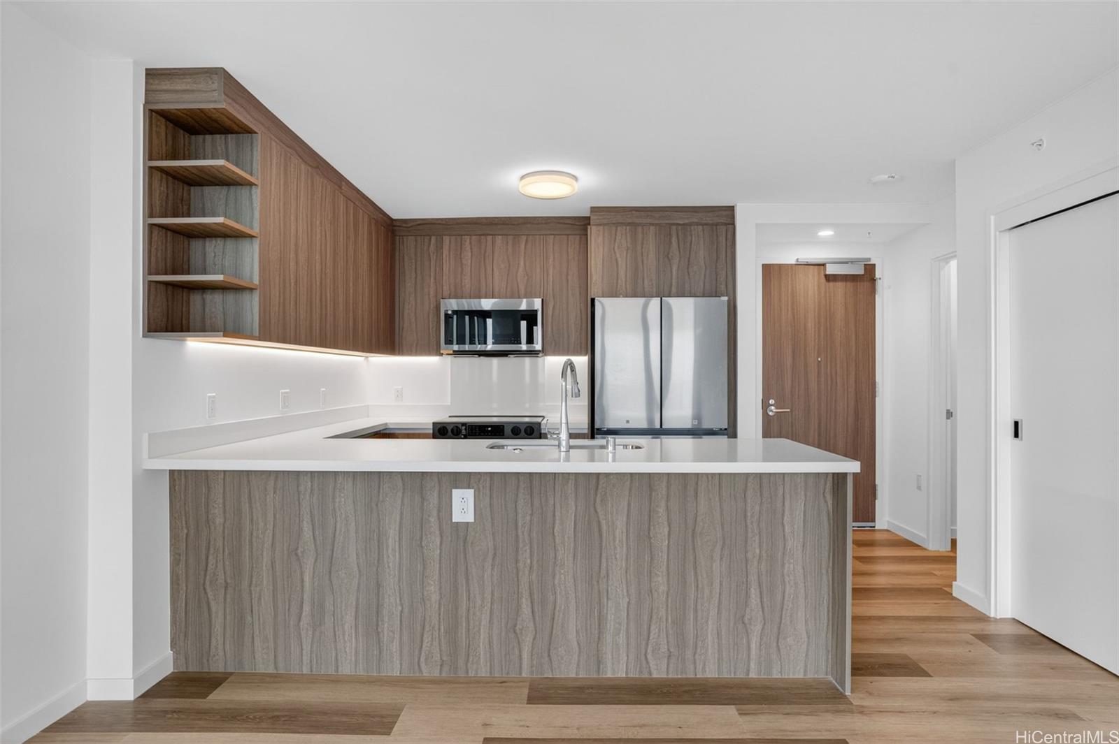 1515 Liona Street  Unit 4001