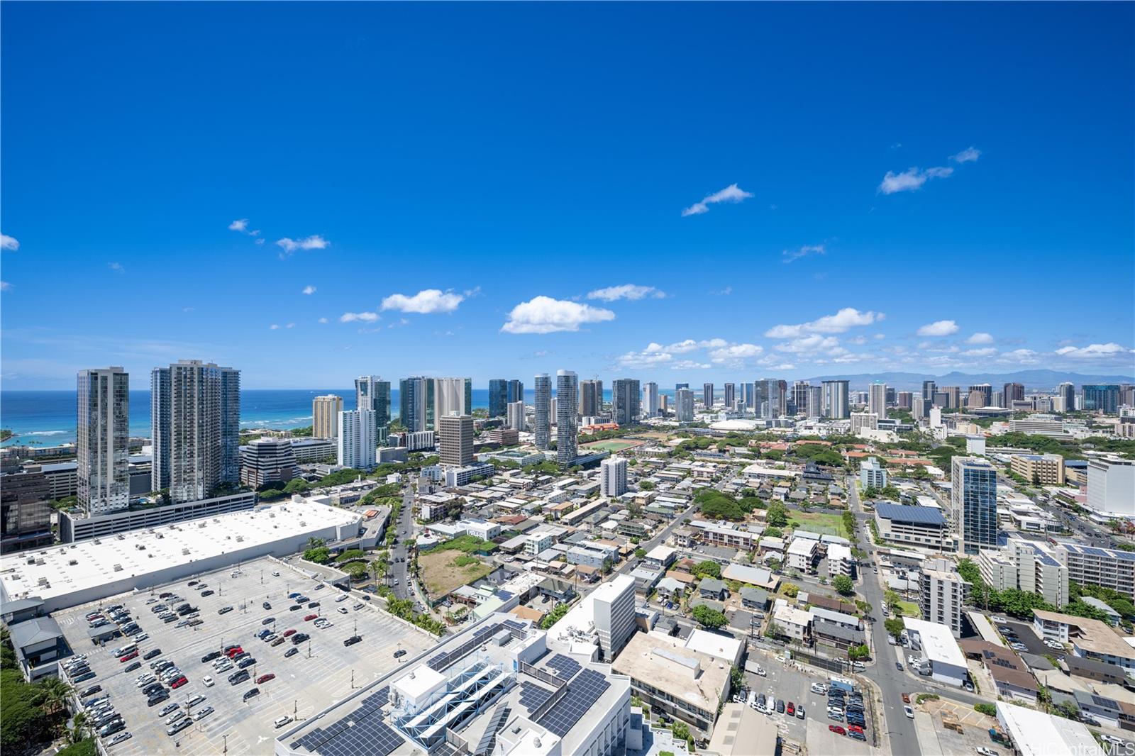 1515 Liona Street  Unit 3900