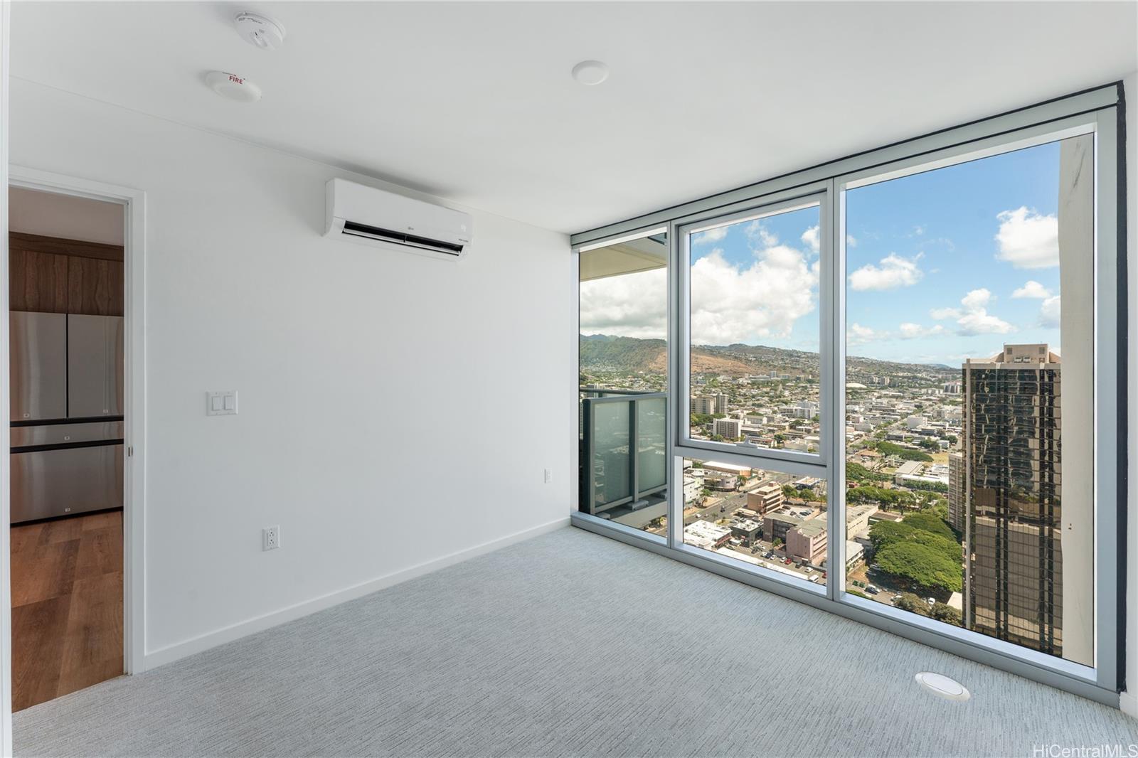 1515 Liona Street  Unit 3703