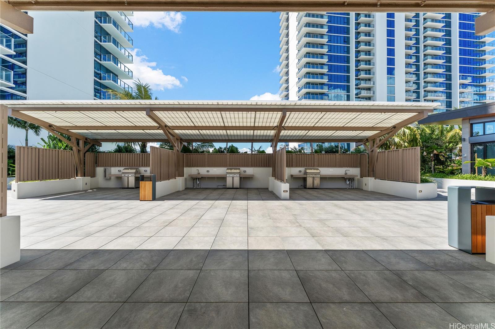 1515 Liona Street  Unit 3703