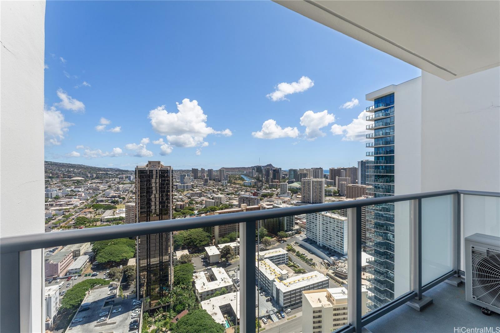 1515 Liona Street  Unit 3703
