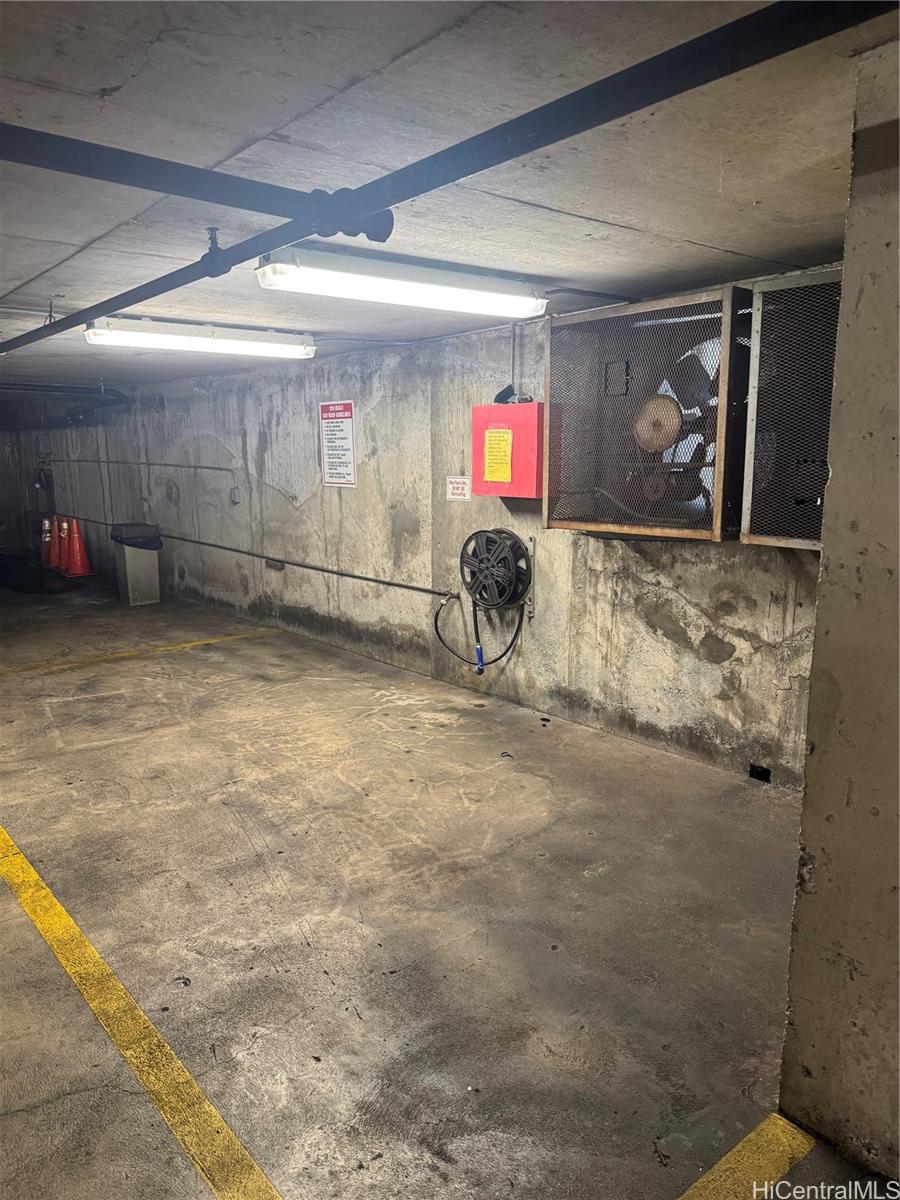 Photo 20 of 21