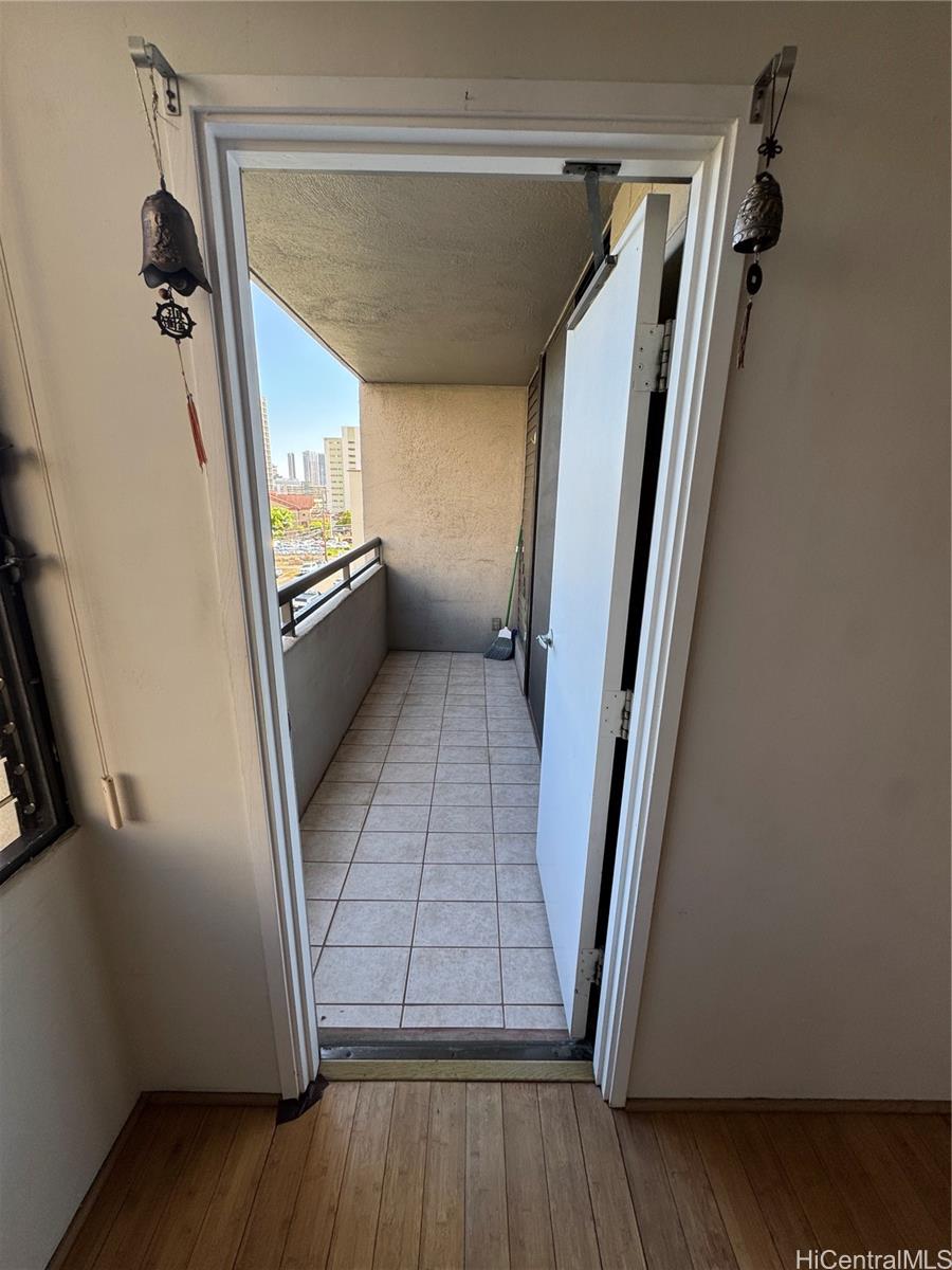 Photo 6 of 21