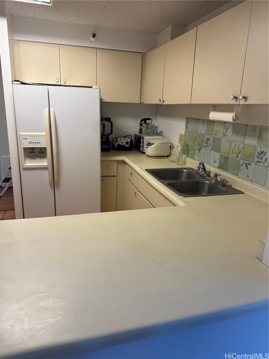 Photo 8 of 21