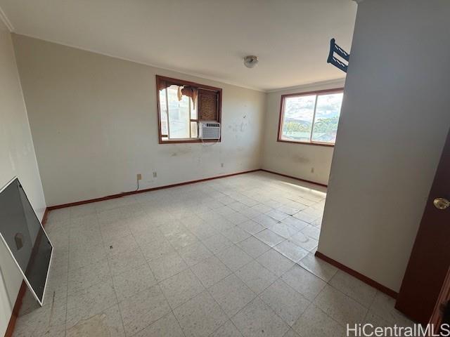 Photo 11 of 25
