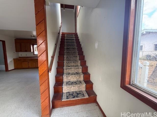 Photo 7 of 25