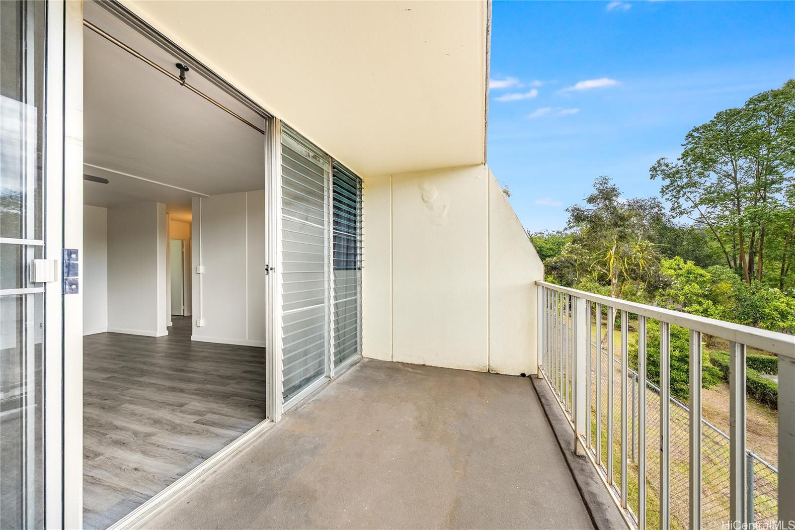 95-2055 Waikalani Place  Unit B204