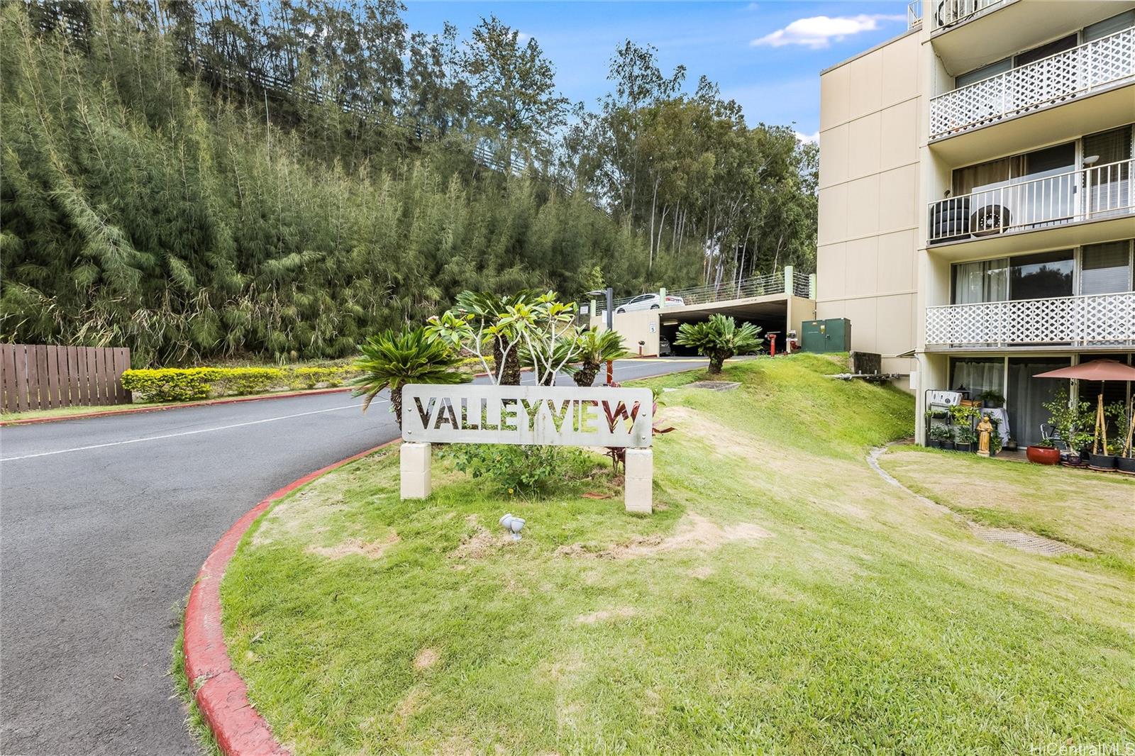 95-2055 Waikalani Place  Unit B204