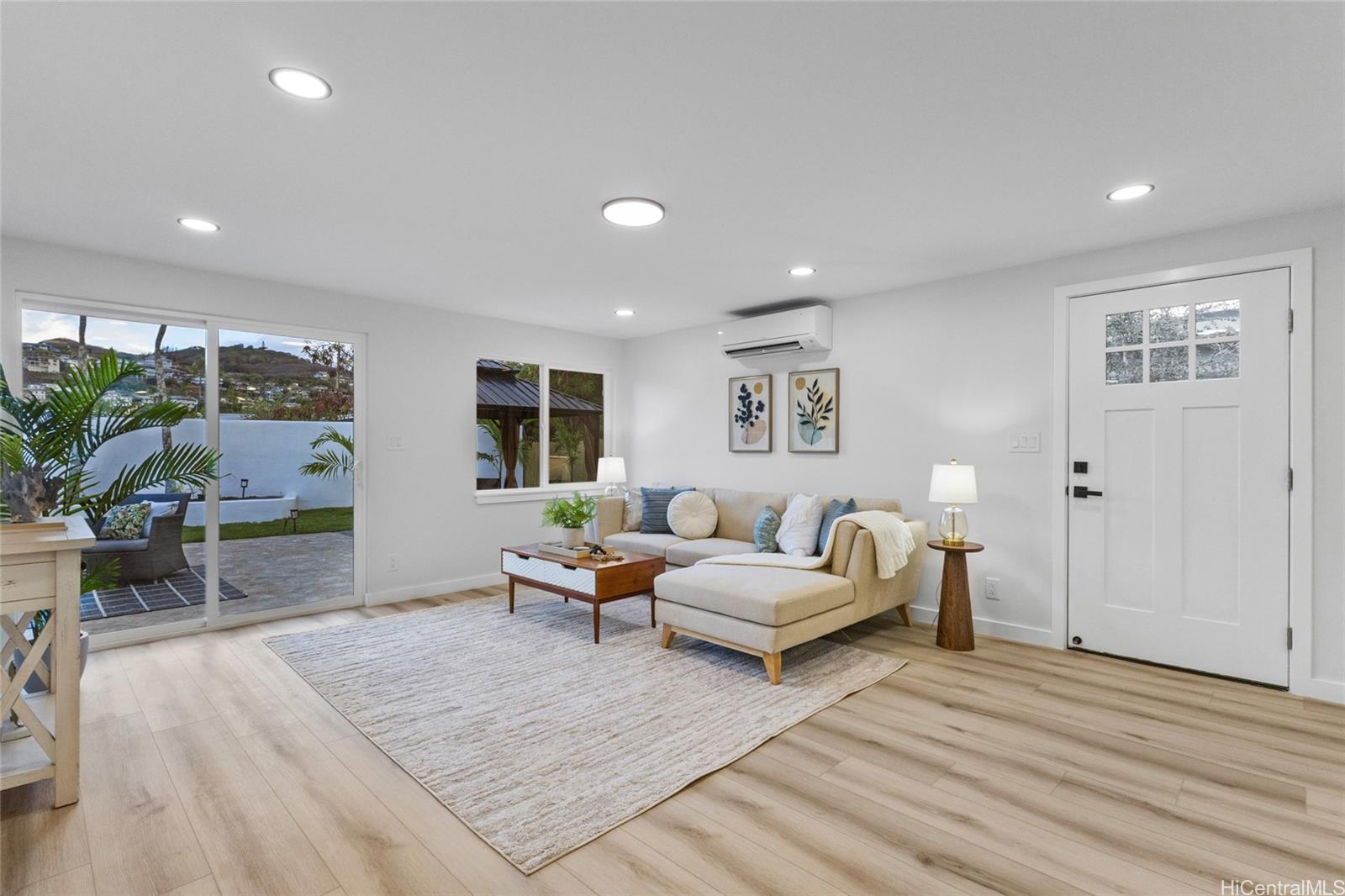 889 Akumu Street