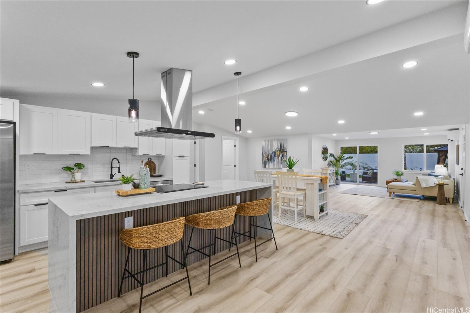 889 Akumu Street