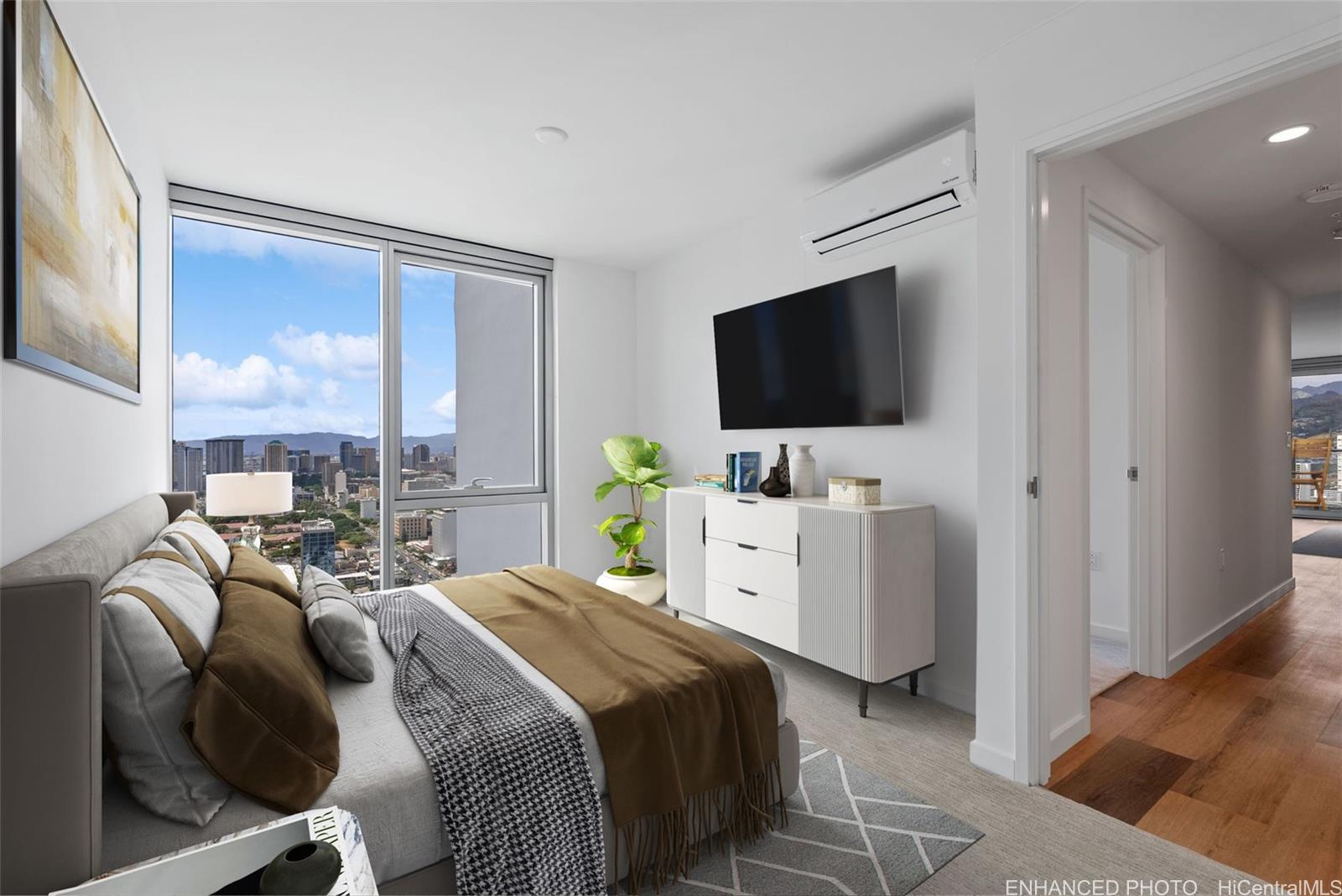 1515 Liona Street  Unit 3718