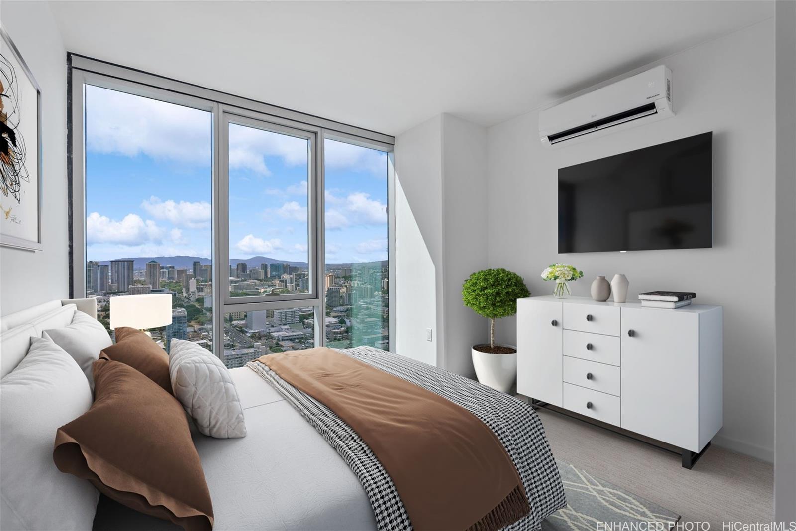 1515 Liona Street  Unit 3718