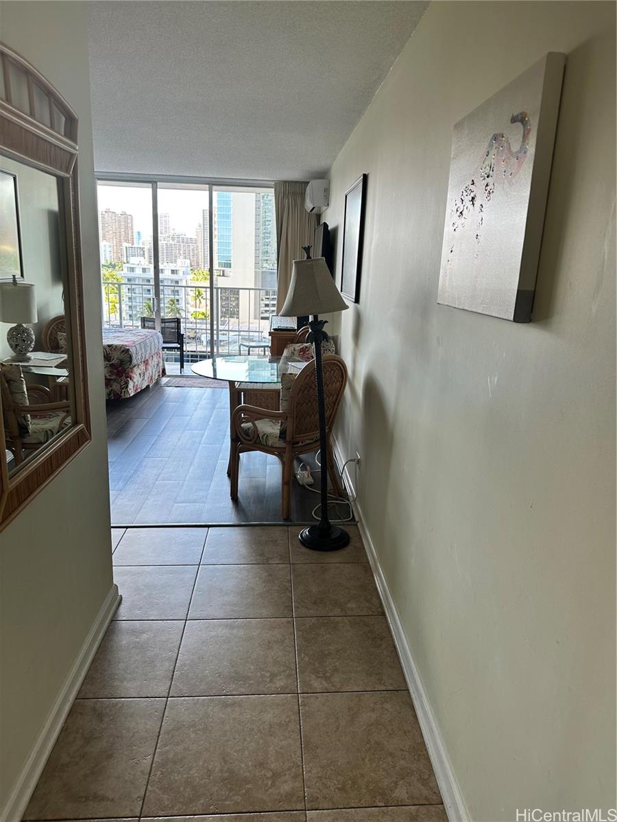 Photo 8 of 20