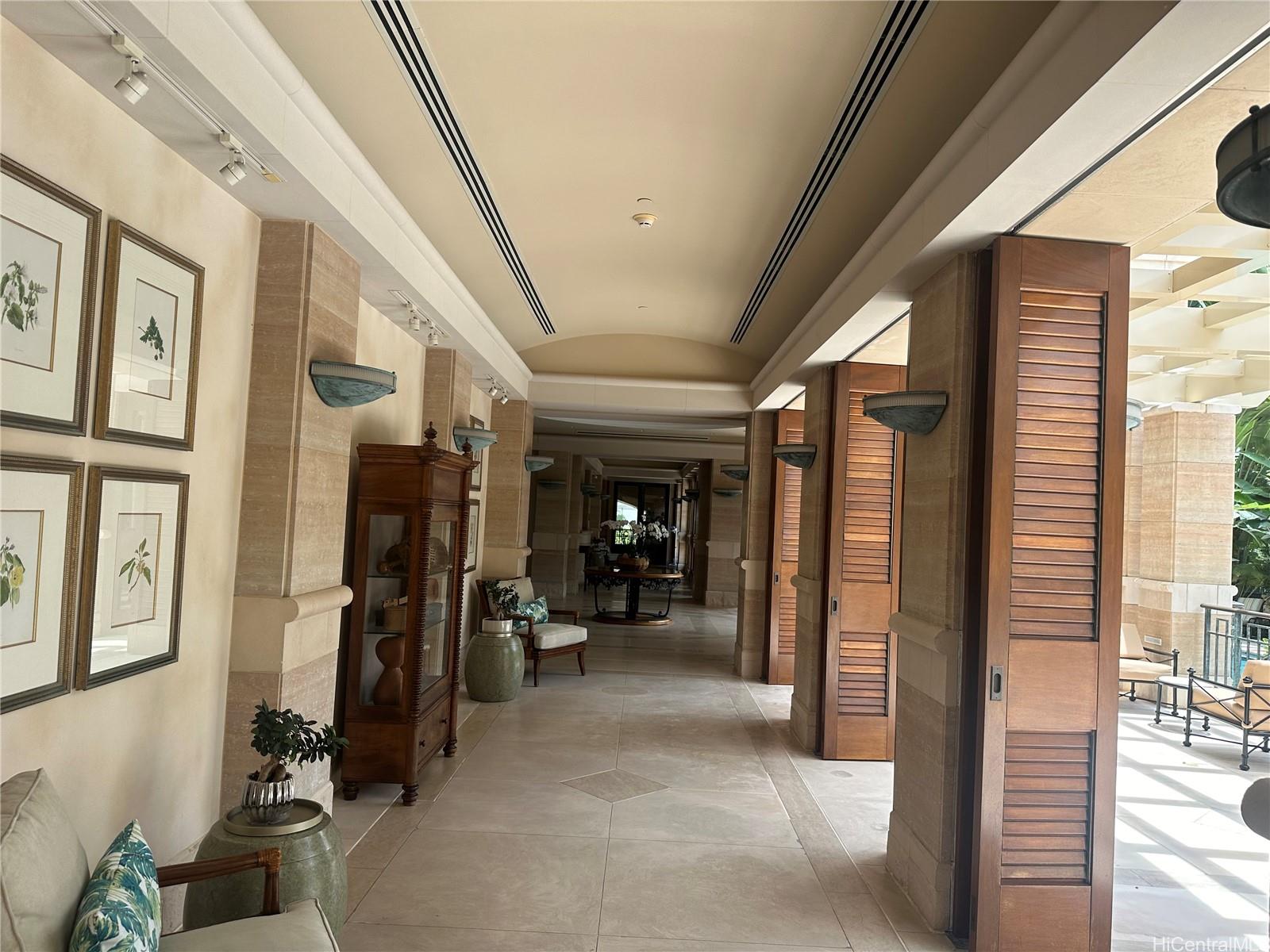 Photo 16 of 19