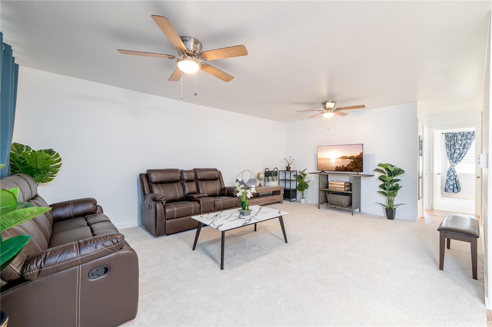 1209 N School Street 102