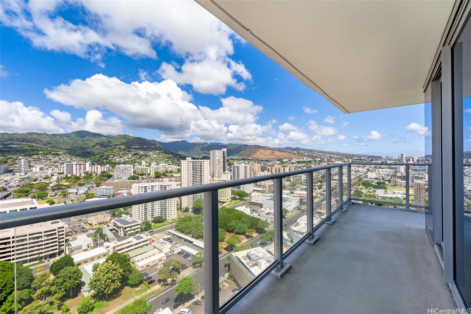 1515 Liona Street  Unit 3119