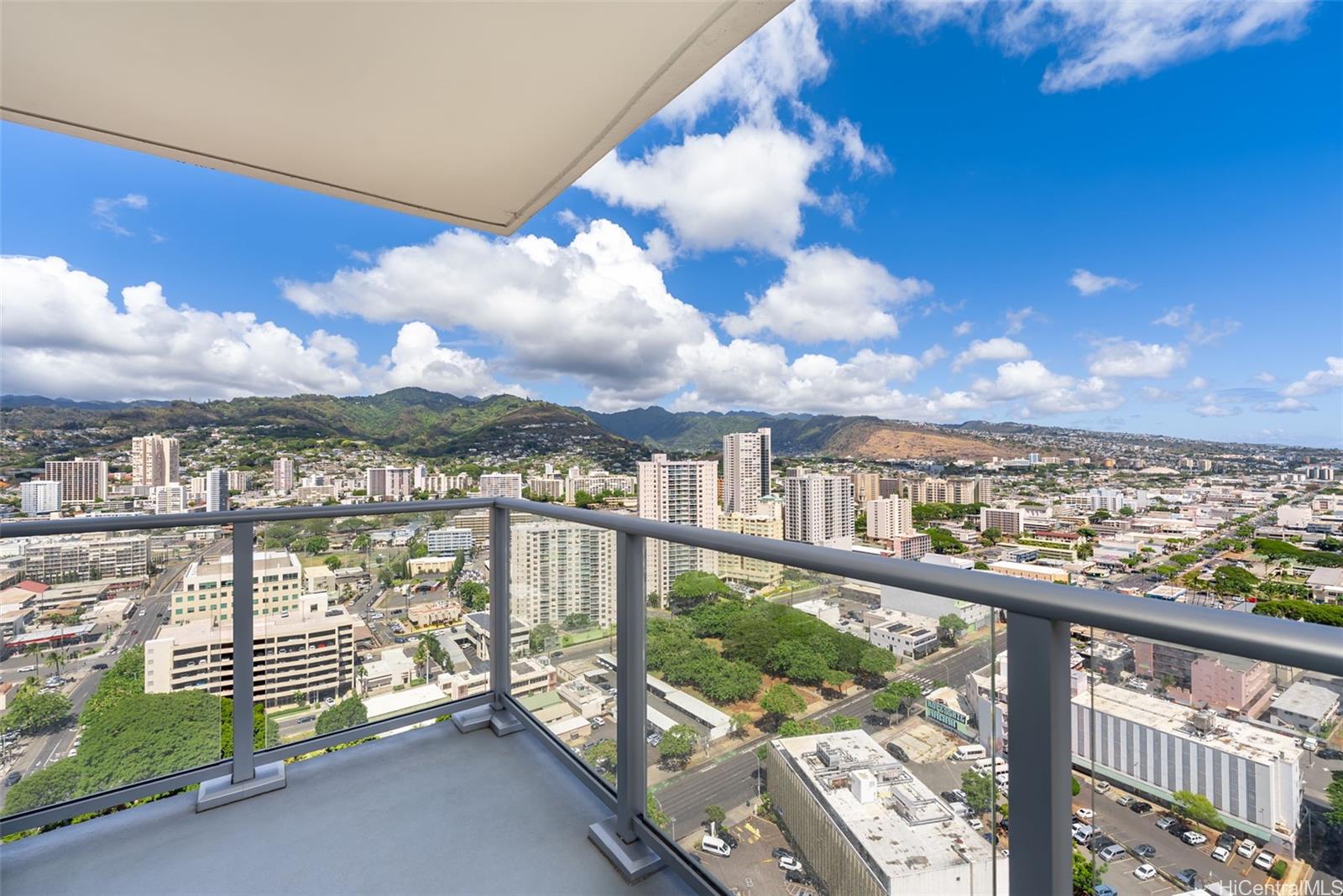 1515 Liona Street  Unit 3119