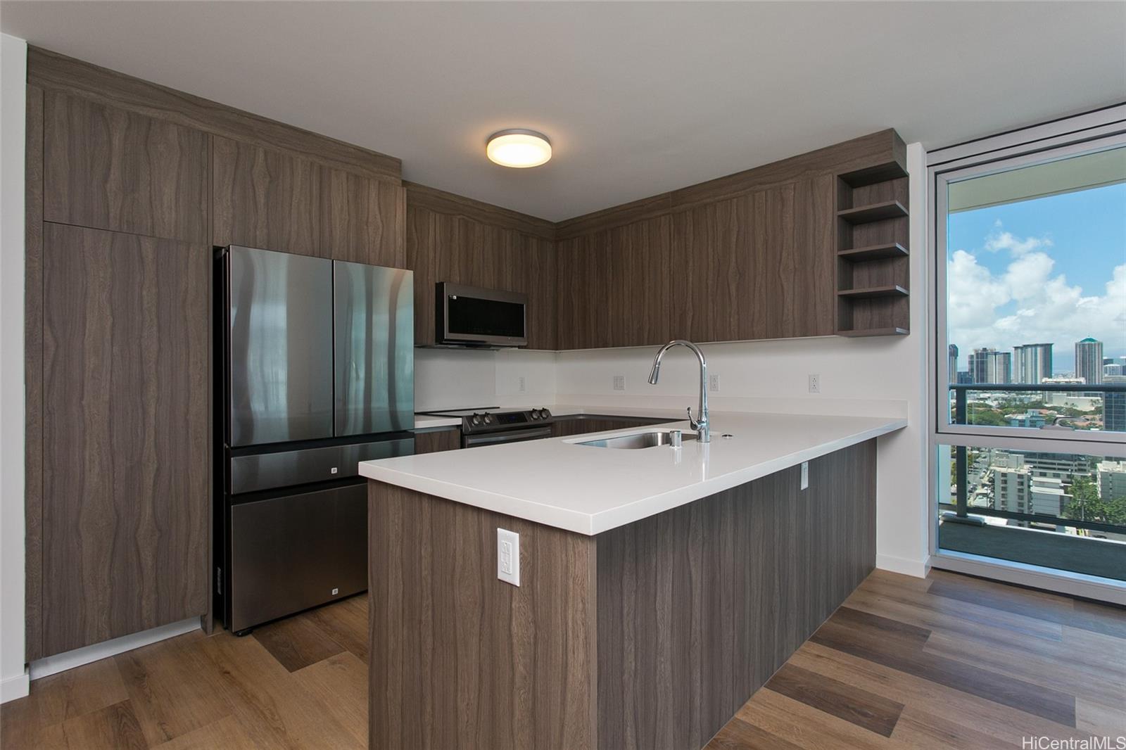 1515 Liona Street  Unit 2212