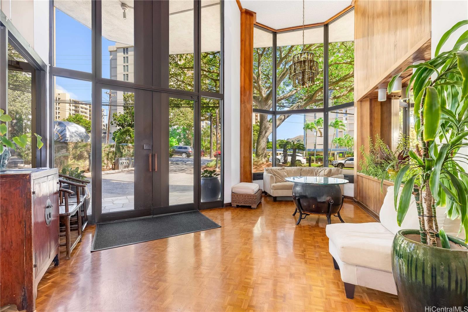 2040 Nuuanu Avenue  Unit 1203