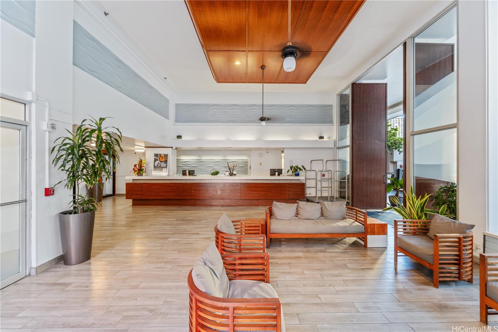 2427 Kuhio Avenue Unit 804 2427 Kuhio Avenue Unit 804