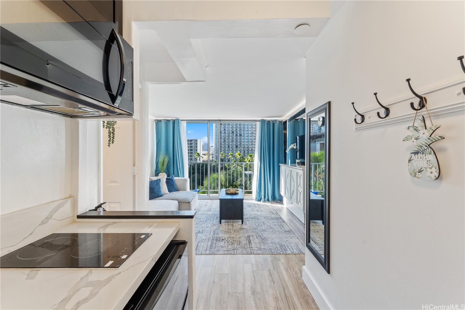 2427 Kuhio Avenue  Unit 804