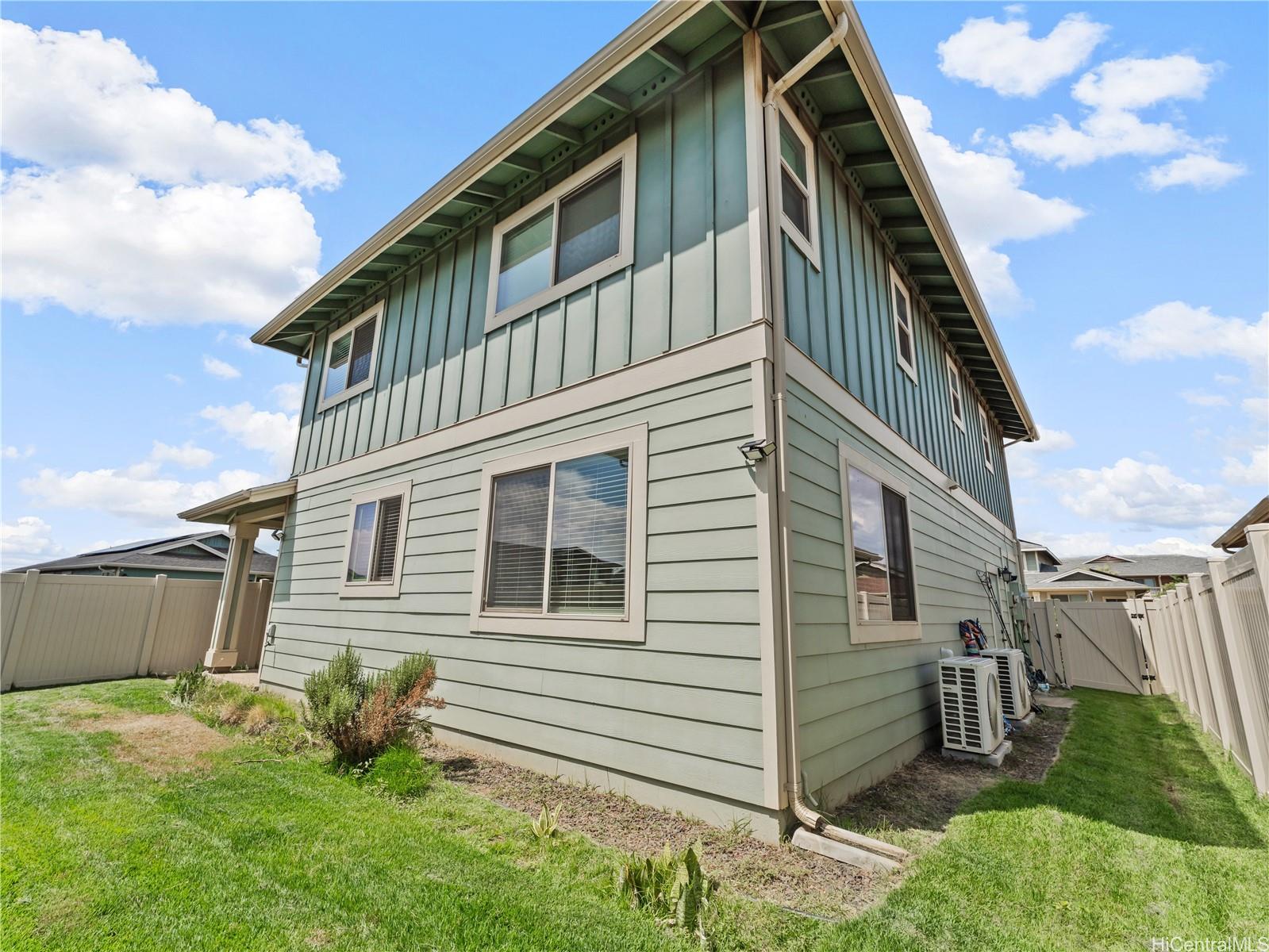 91-1088 Iliahialoe Loop