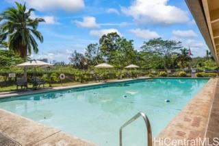 Photo 16 of 20