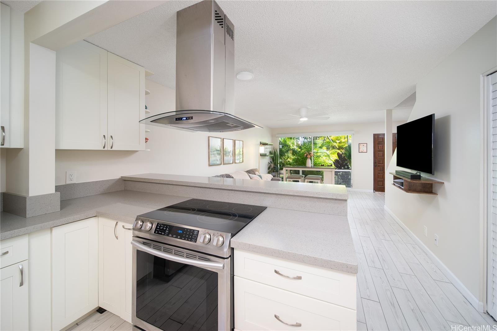 3182 Kuau Street  Unit 702