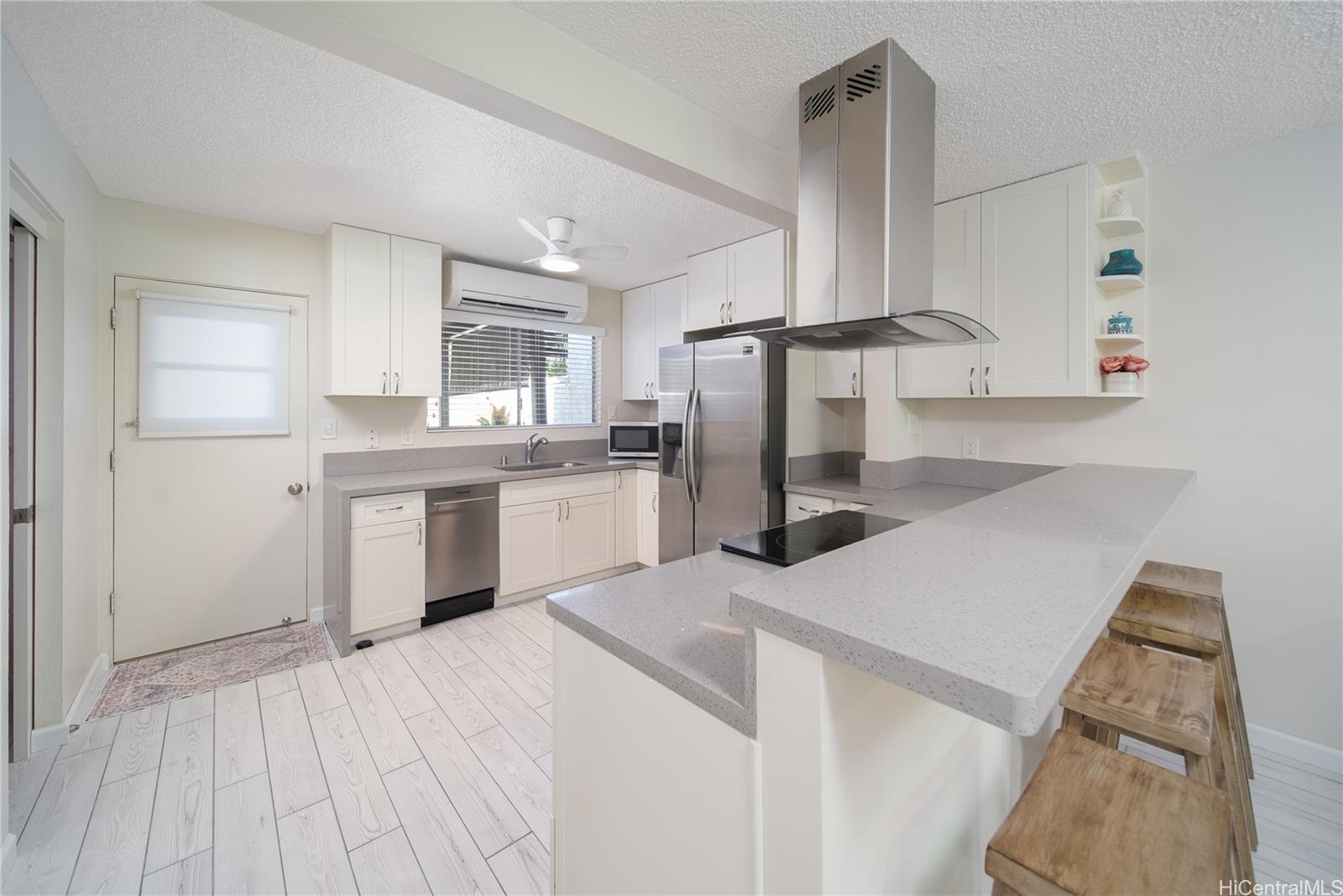 3182 Kuau Street  Unit 702