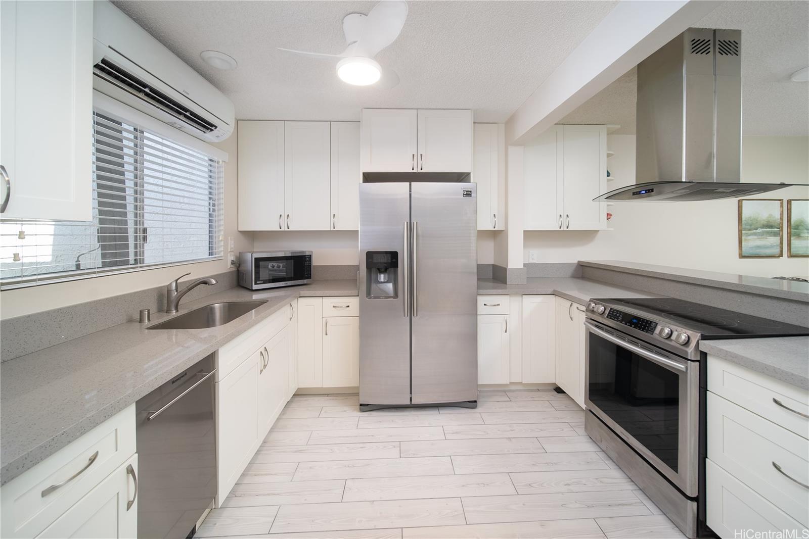 3182 Kuau Street  Unit 702