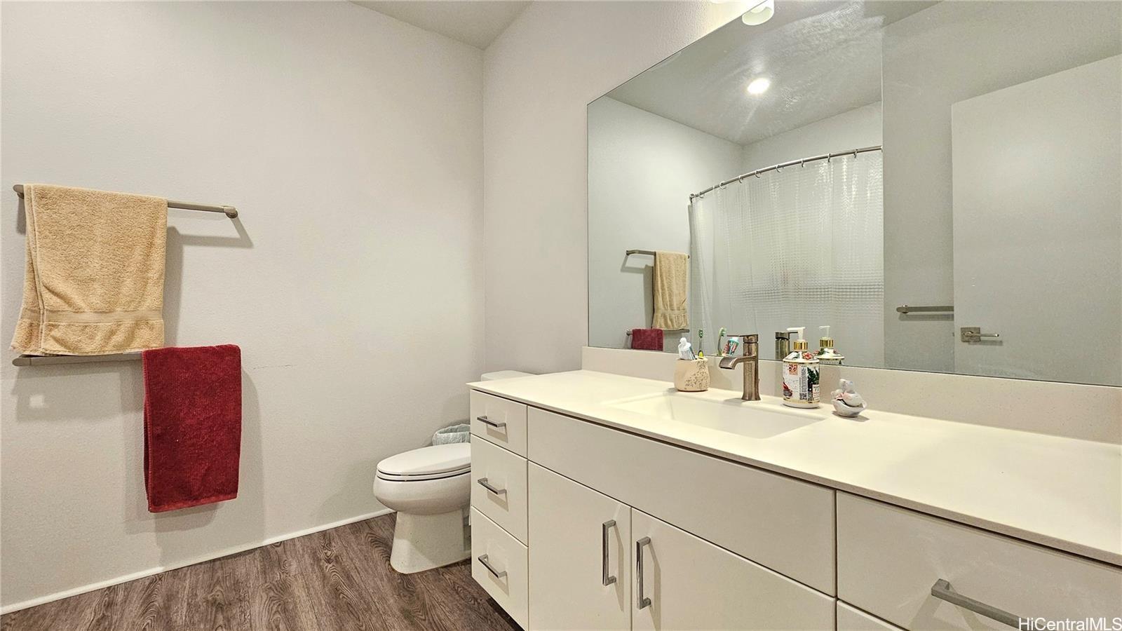 91-3641 Iwikuamoo Street  Unit 2111