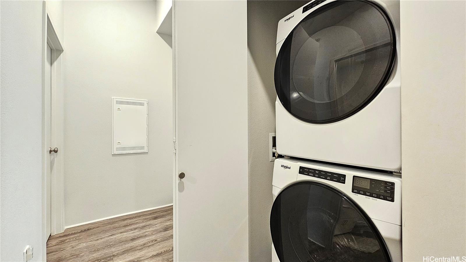 91-3641 Iwikuamoo Street  Unit 2111