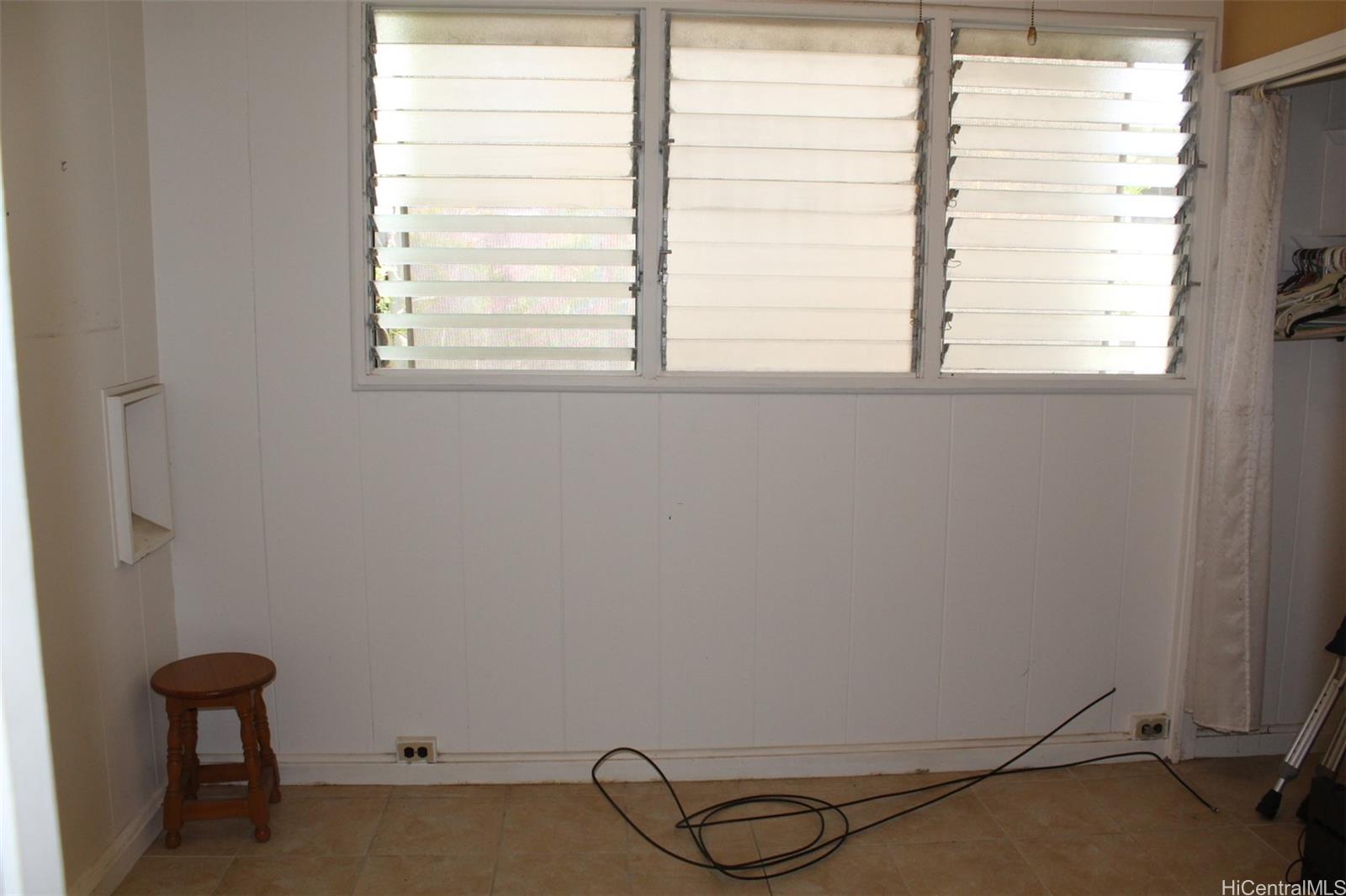 Photo 13 of 21