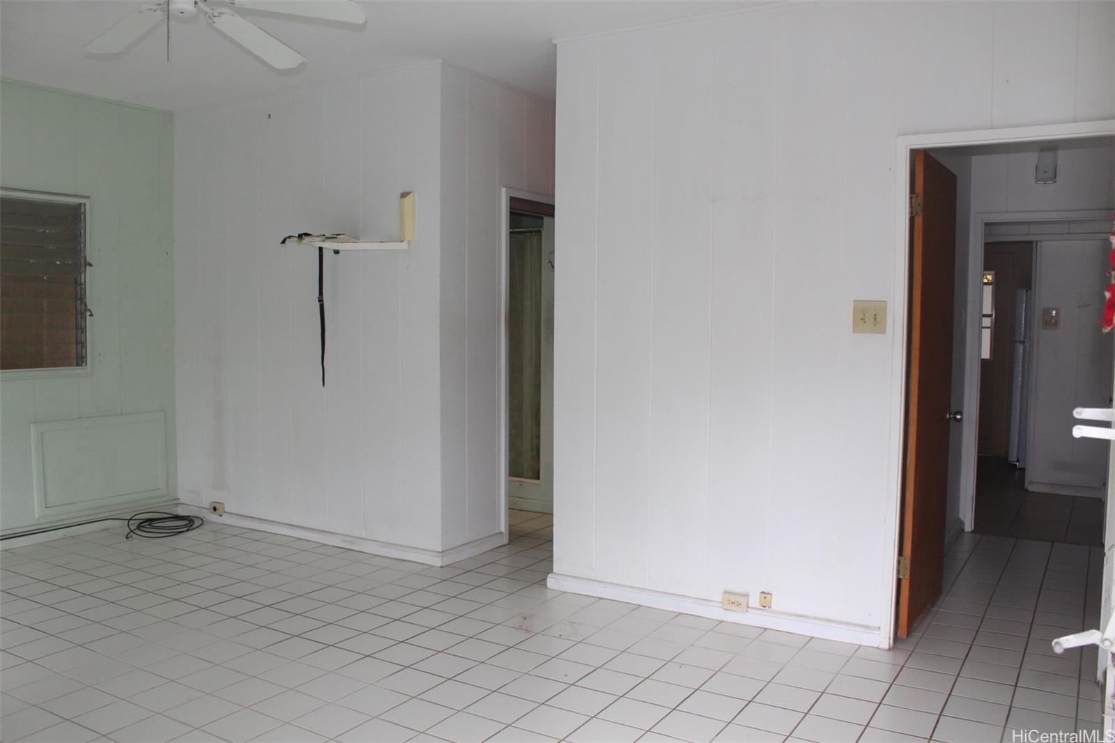 Photo 8 of 21