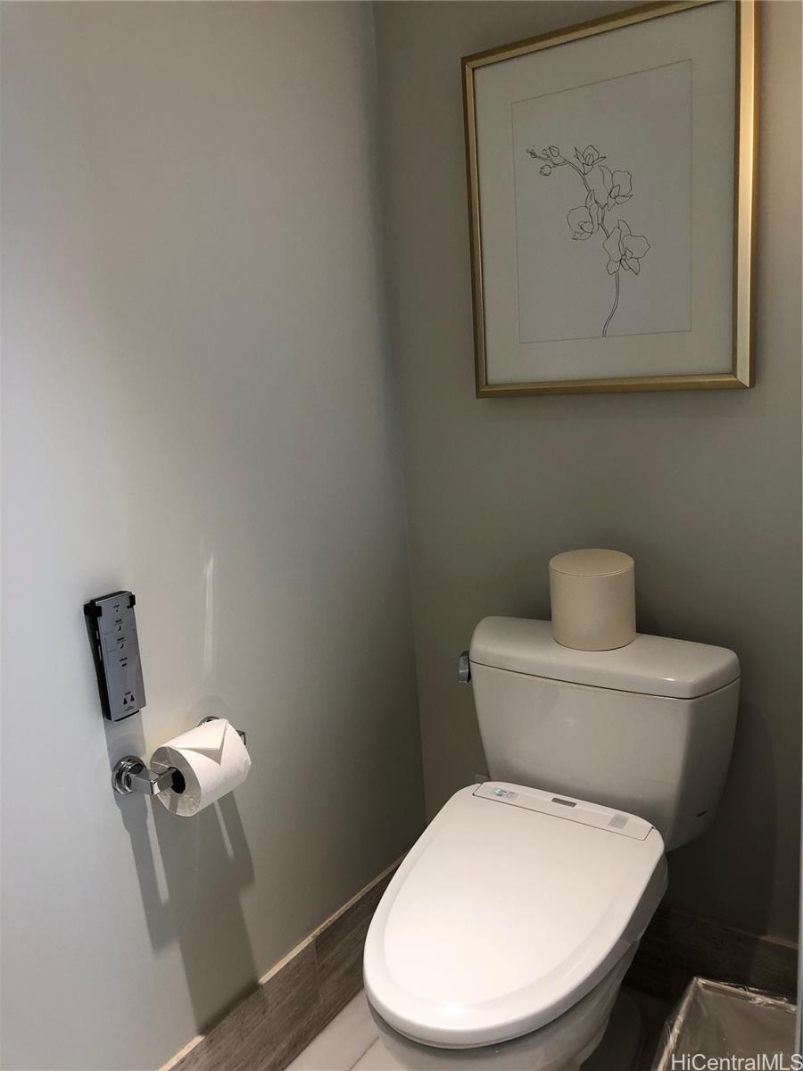 Photo 5 of 24