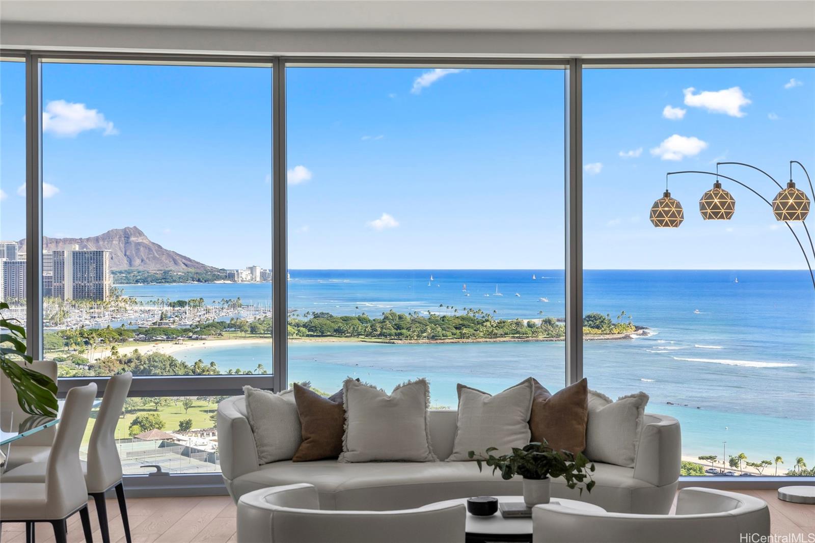 1118 Ala Moana Boulevard 2006
